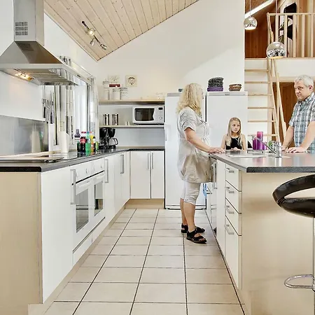 펜션 Luksus-poolhus B5 Harboør